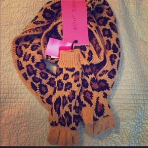Betsey Johnson scarf and gloves